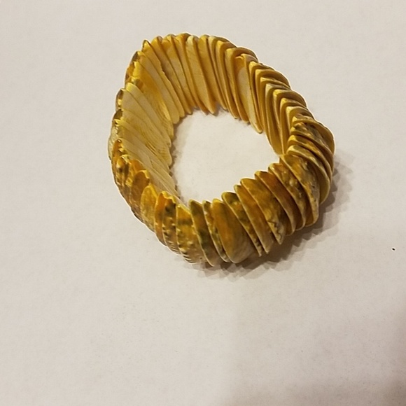 *B 👸📿 Shell strech bracelet - Picture 3 of 3